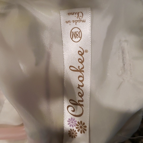 Girls white with flowers dress - Picture 3 of 3